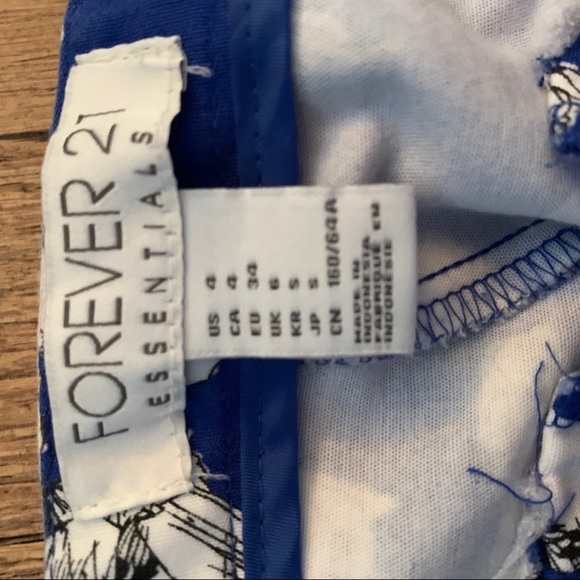 Forever 21 | crop floral mid rise pants - Picture 5 of 5